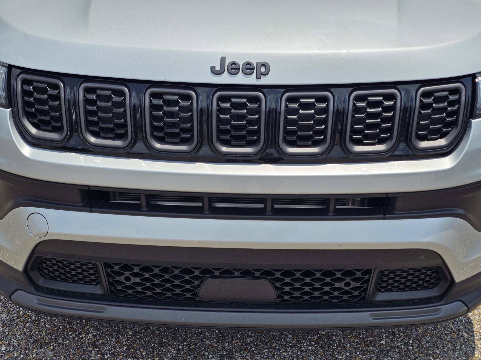 2026 Jeep Compass Latitude Altitude - Photo 3