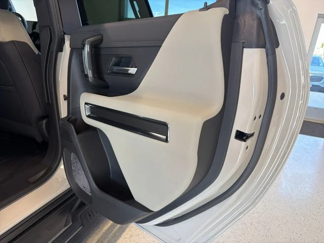 2026 GMC HUMMER EV 2X - Photo 47