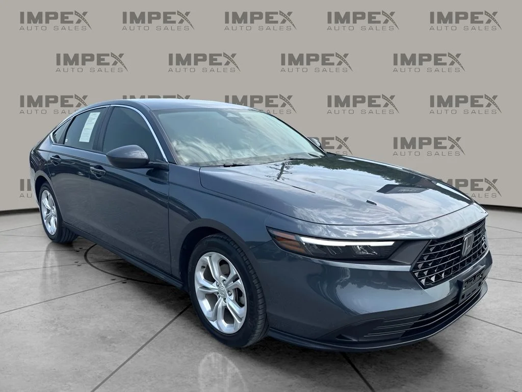Used 2025 Gray Honda LX image 4
