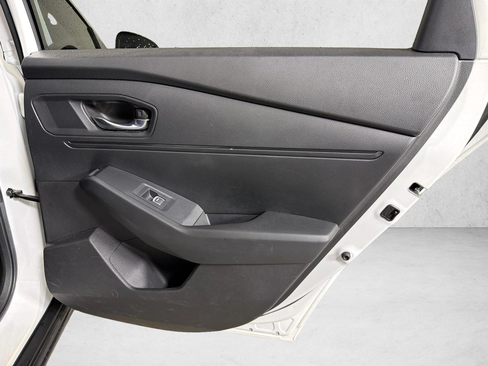 Used 2023 White Honda LX image 16