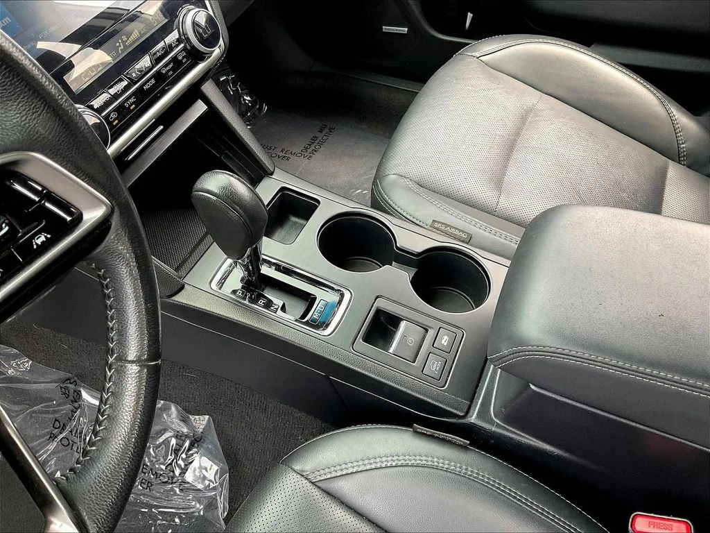 Certified Used 2019 White Subaru 2.5i image 18