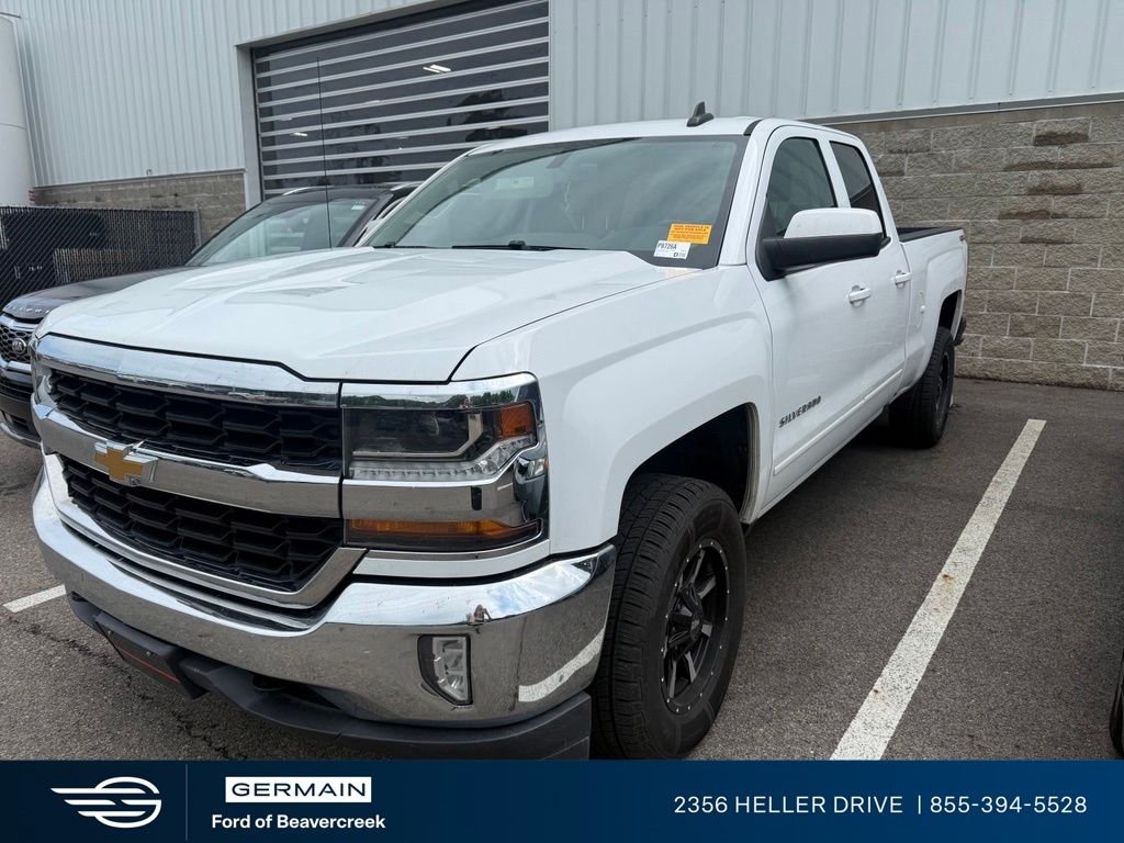 Used 2017 Summit White Chevrolet LT image 1