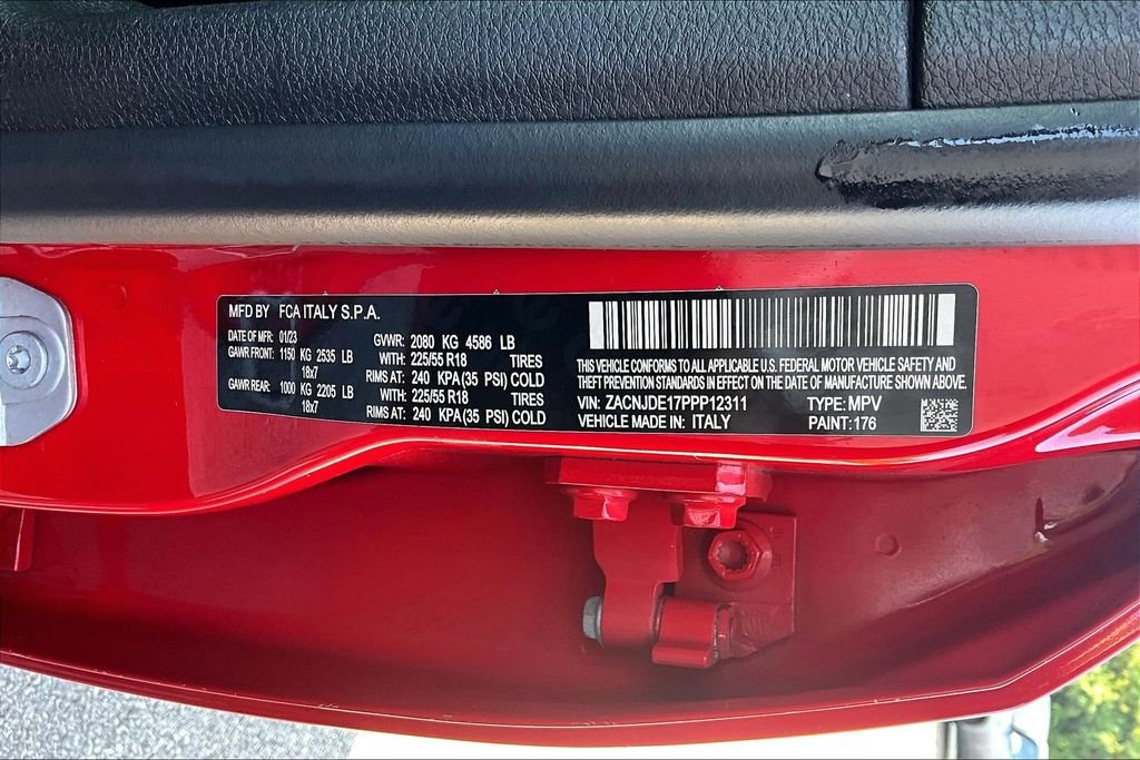 Used 2023 Red Jeep Altitude image 37