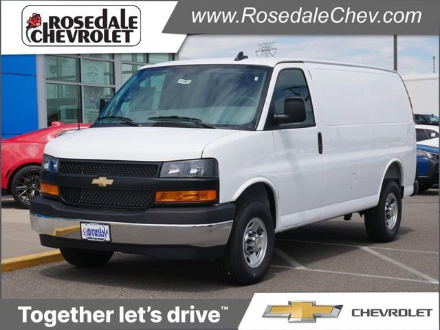 2025 Chevrolet Express 3500 Work Van HD's photo