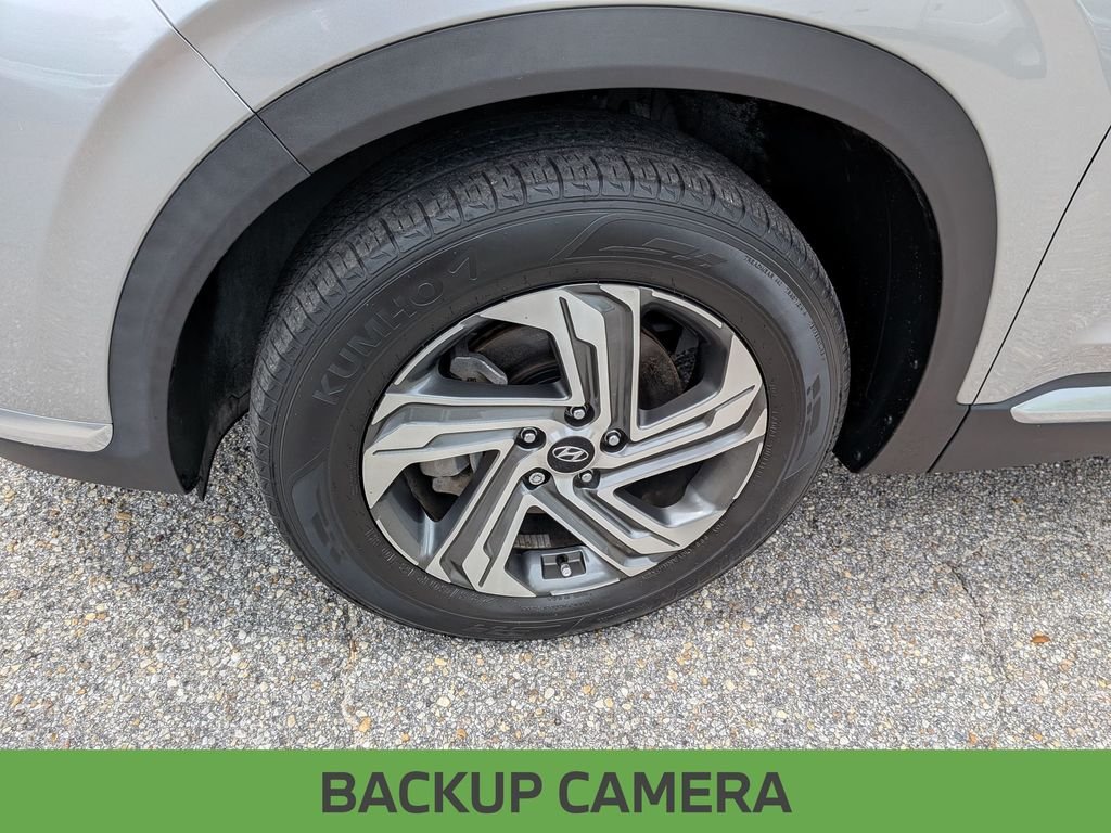 Used 2023 Shimmering Silver Pearl Hyundai SEL image 12