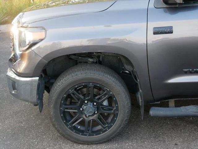Certified Used 2019 MAGNETIC GRAY MET. Toyota  image 8