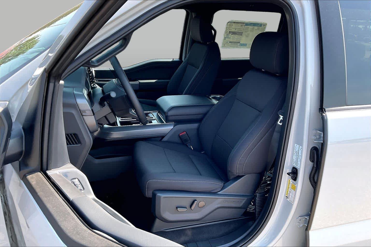 New 2026 Avalanche Ford XLT image 9