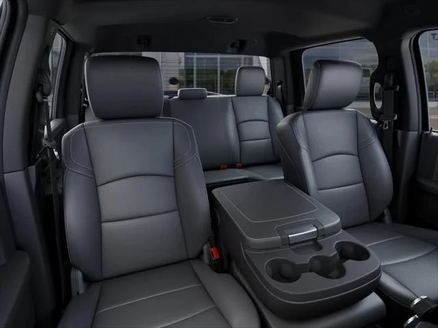 New 2026 Diamond Black Crystal Pearl-Coat Exterior Paint RAM Tradesman image 42
