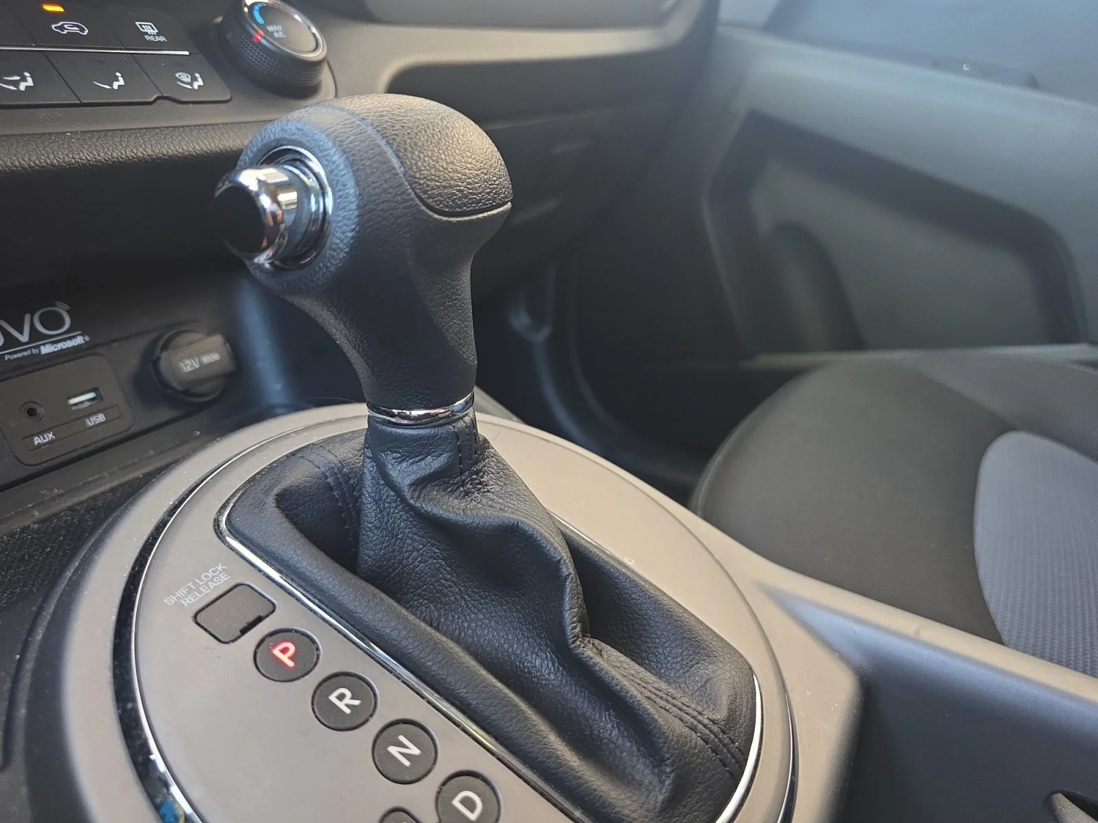 Used 2015 Bright Silver Kia LX image 19