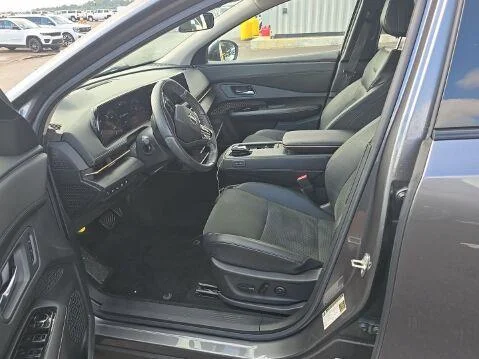 Used 2023 Gun Metallic Nissan ENGAGE image 5