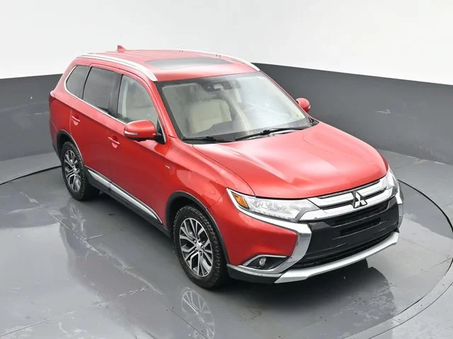 Used 2018 Red Mitsubishi GT image 22