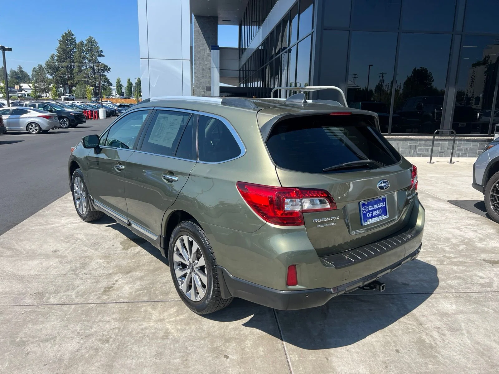 Used 2017 Green Metallic Subaru 3.6R image 7