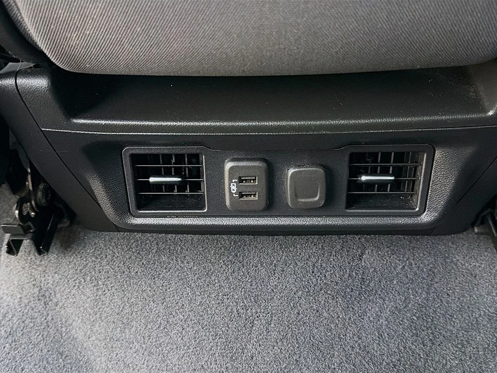 2022 Chevrolet Silverado 1500 Limited LT - Photo 23
