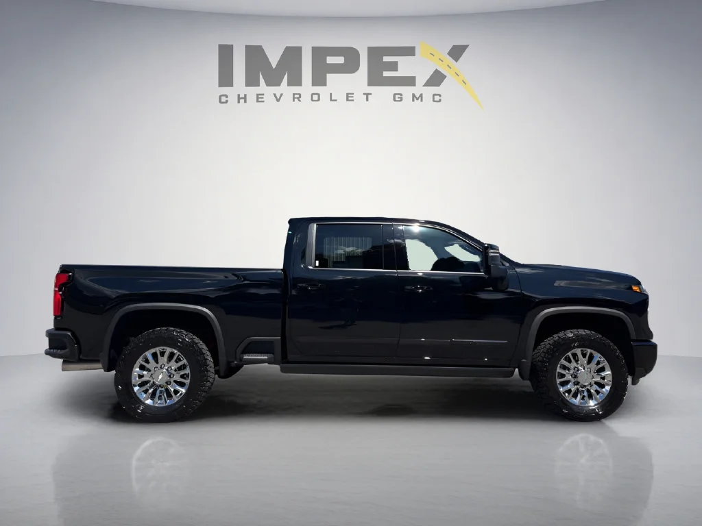 Used 2026 Black Chevrolet High Country image 8
