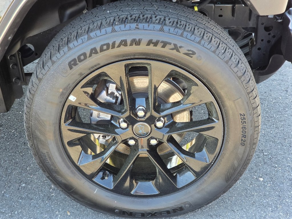 Certified Used 2025 Black Clear Coat Jeep Sahara 4xe image 4