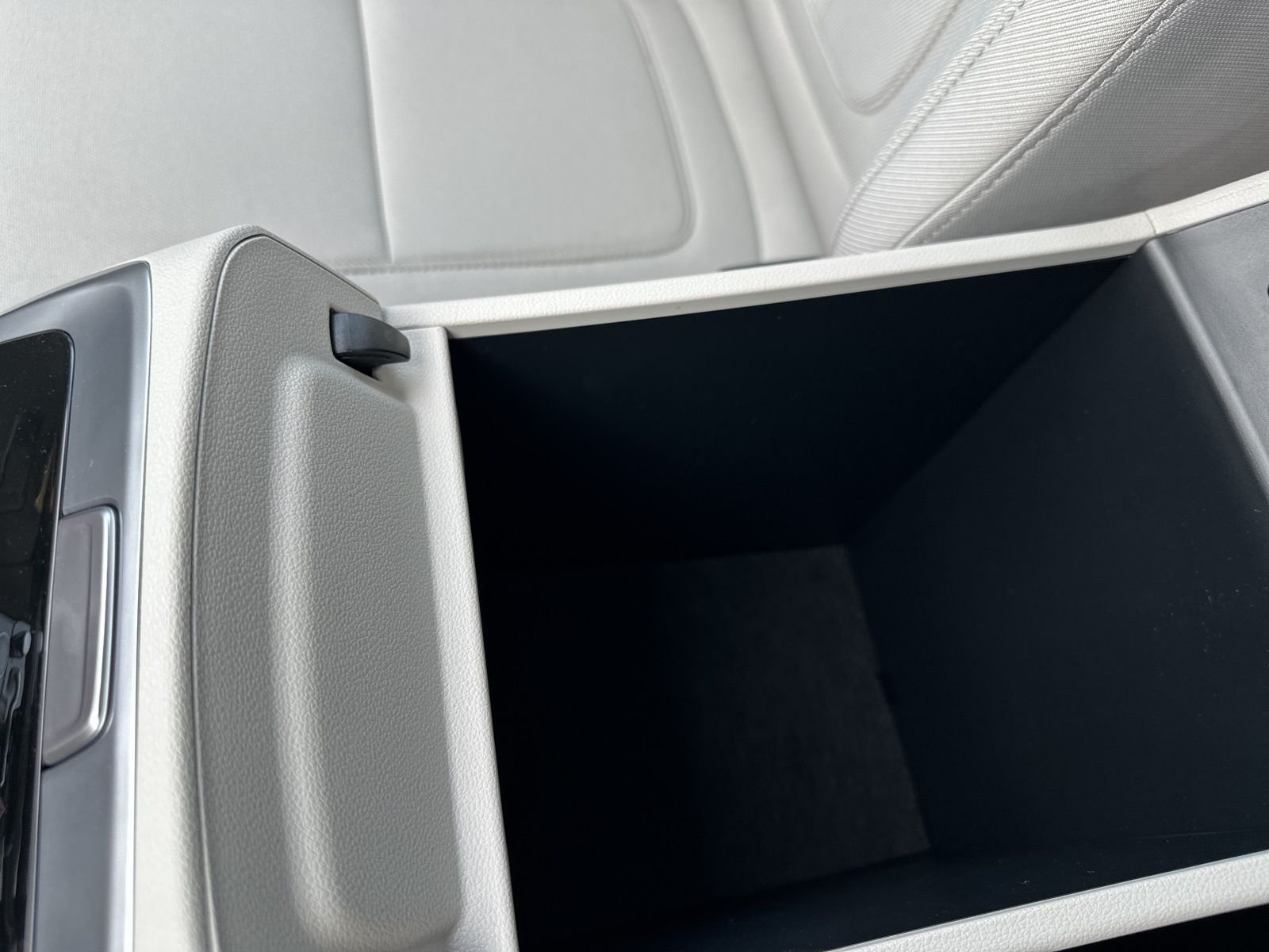 New 2026 Gray Hyundai SEL AWD image 63
