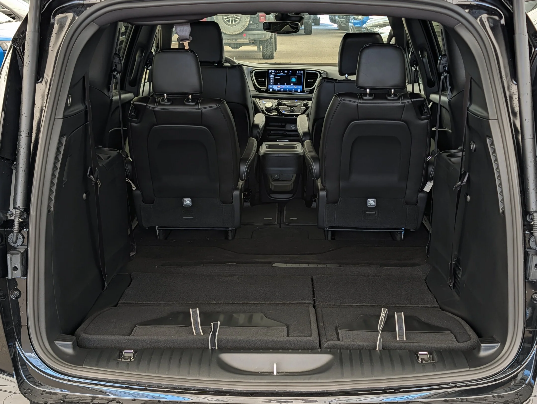 New 2027 Black Chrysler Select - - AWD - Customer Preferred Pkg 27L - Safety Sphere - Full Sunroof & More! image 29