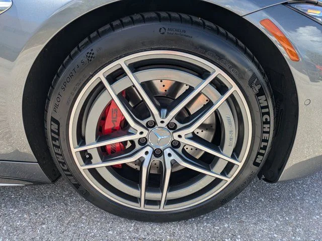 Used 2022  Mercedes-Benz SL 55 AMG® image 11