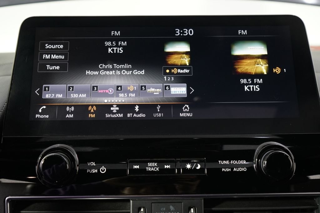 Used 2022 Black Obsidian INFINITI Sensory image 29