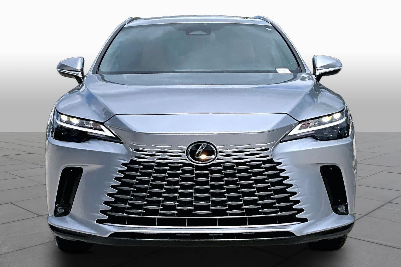 Used 2023 Iridium Lexus Premium image 4