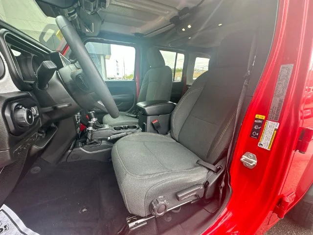 Used 2024 Red Jeep Sport S image 14