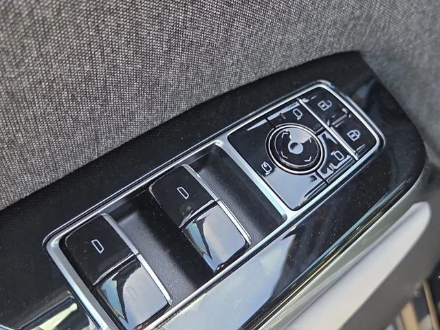 2026 Cadillac Escalade Platinum Luxury - Photo 20