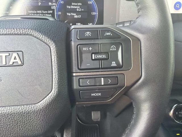 Used 2025  Toyota Base image 30