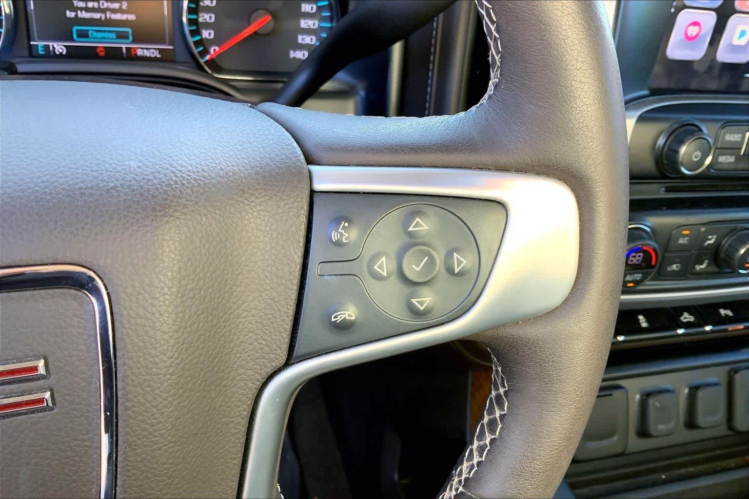 Used 2018 Summit White GMC SLT image 24