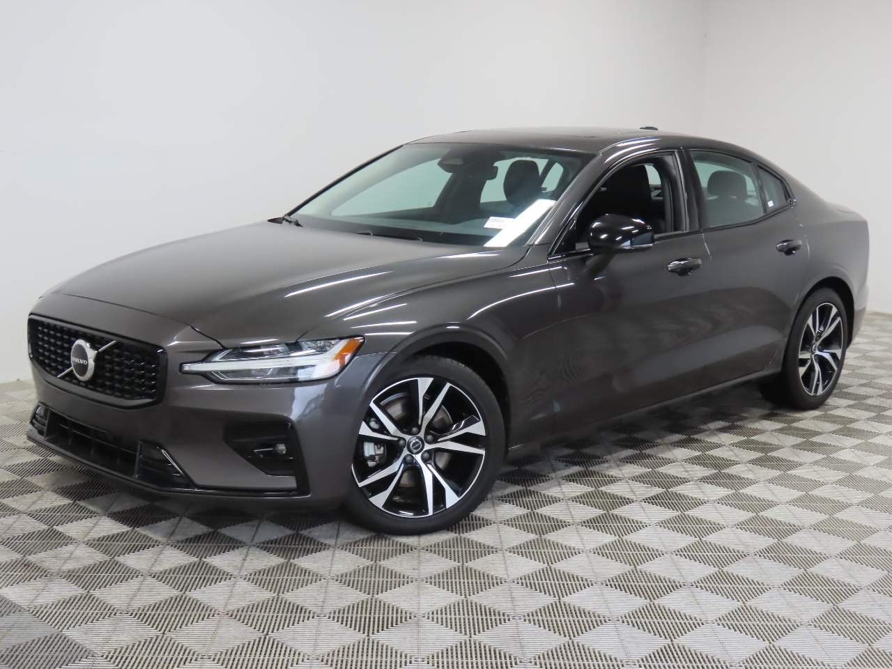 2024 Volvo S60