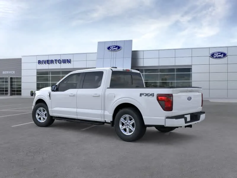 New 2026 Oxford White Ford XLT image 4