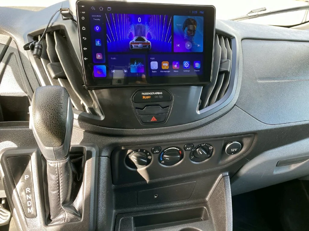 Used 2017 Oxford White Ford  image 11