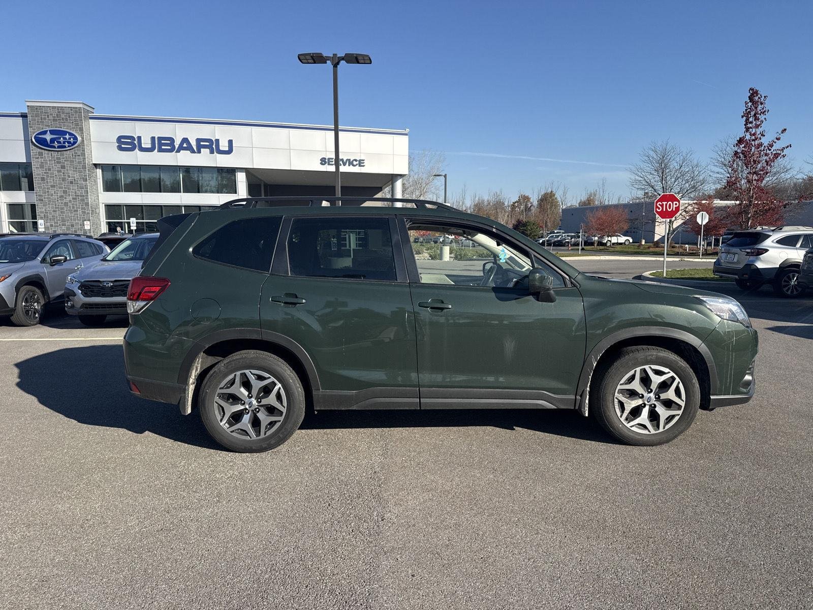 Used 2024 Cascade Green Silica Subaru Premium image 11