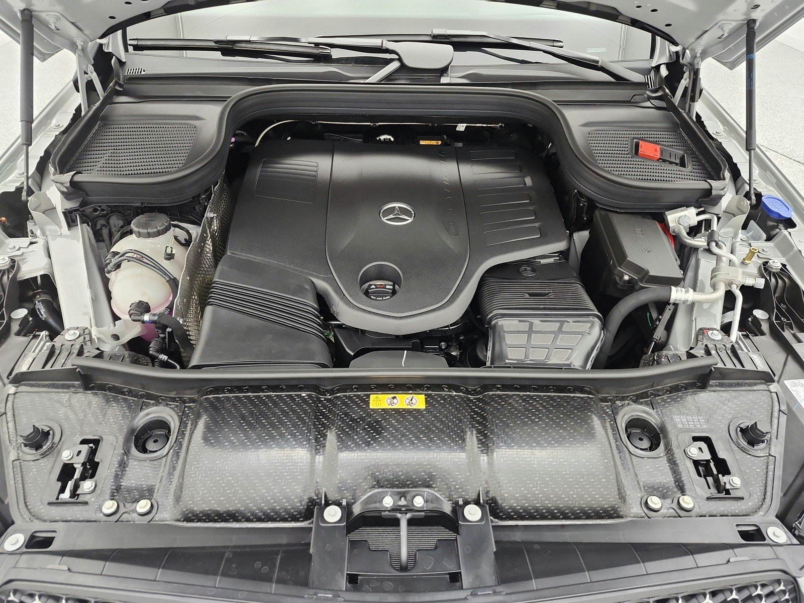 New 2026 MANUFAKTUR Alpine Grey Mercedes-Benz GLE 450 4MATIC® SUV image 12