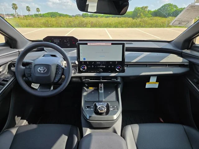 2026 Toyota bZ Woodland Woodland - Photo 9