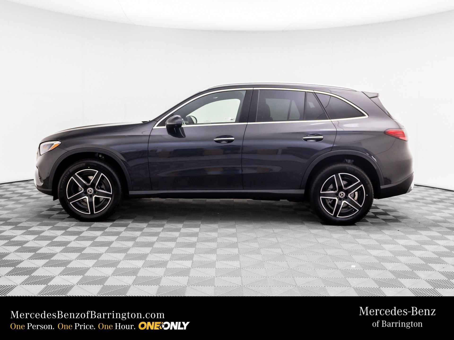 New 2026 Graphite Grey Metallic Mercedes-Benz GLC 300 image 49