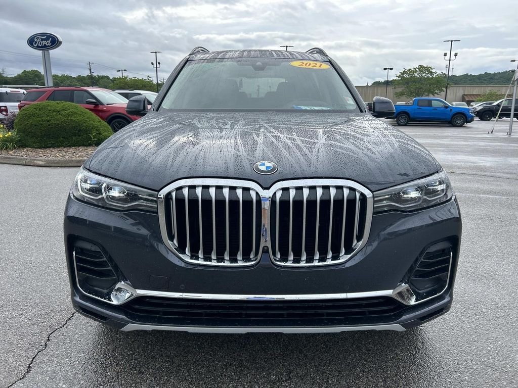 Used 2021 Arctic Gray Metallic BMW xDrive40i image 9