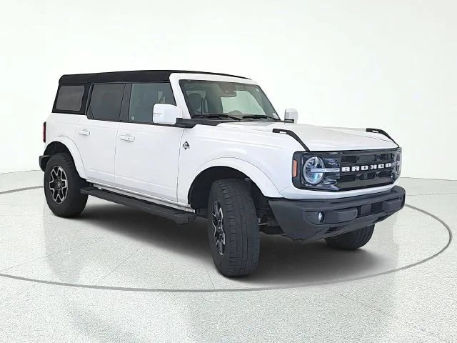 Certified Used 2023 Oxford White Ford Outer Banks image 8