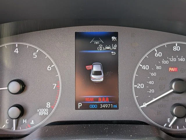 Used 2023  Toyota LE image 32