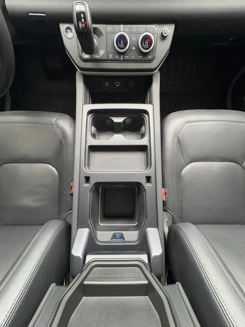 Certified Used 2023 White Land Rover SE image 31