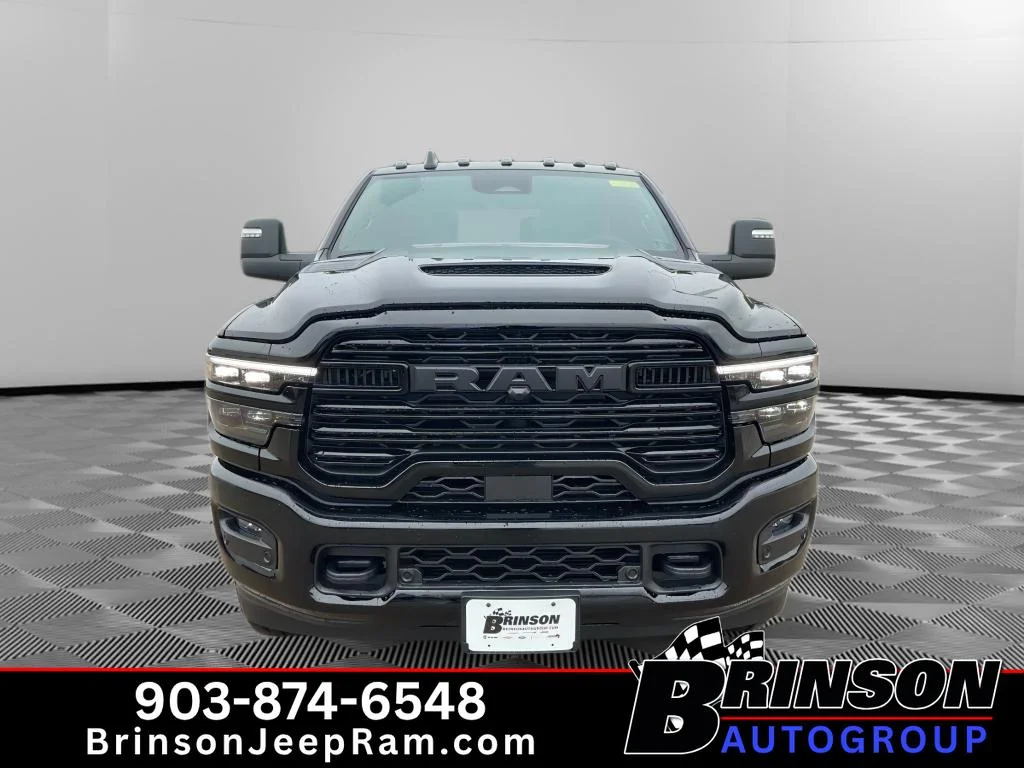 New 2026 Diamond Black Crystal Pearl-Coat Exterior Paint RAM Laramie image 2