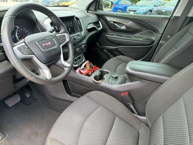 Used 2022 Black GMC SLE image 17