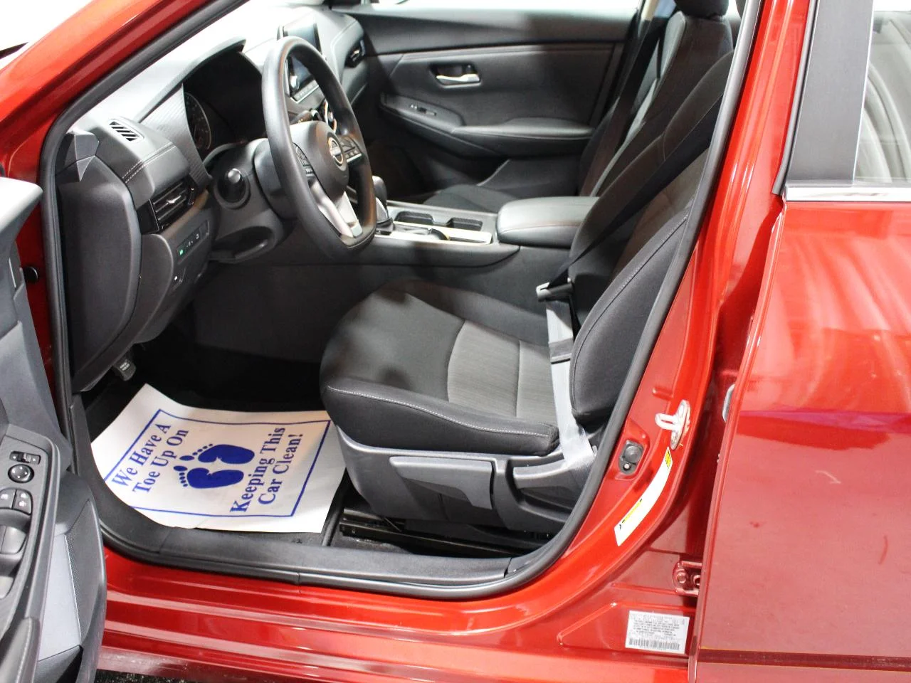 2024 Nissan Sentra SV - Photo 11