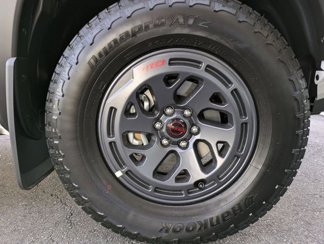 2025 Nissan Frontier PRO-4X - Photo 31