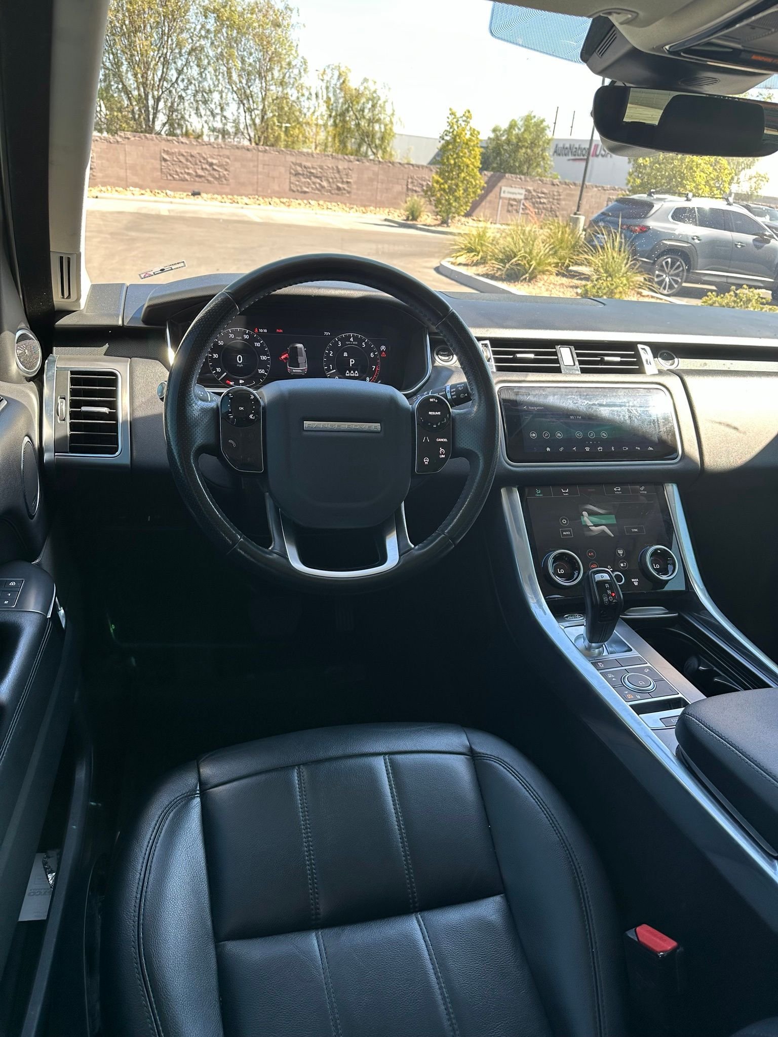 Used 2021 Fuji White Land Rover SE image 16