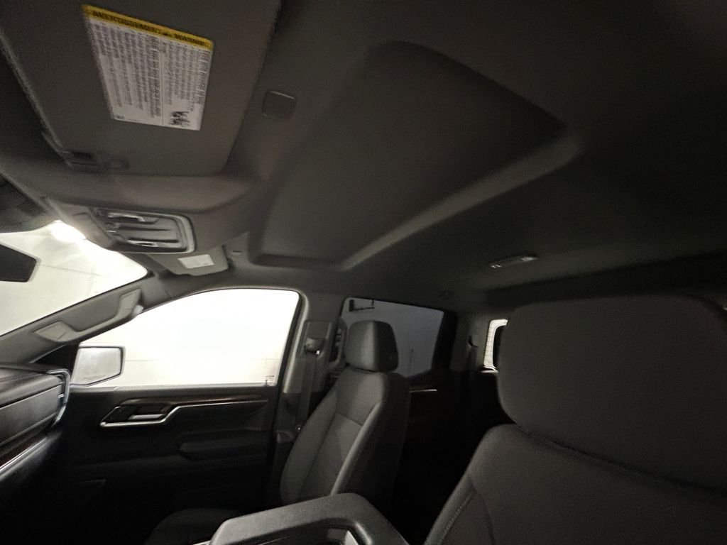 Used 2023 White Chevrolet LT image 25