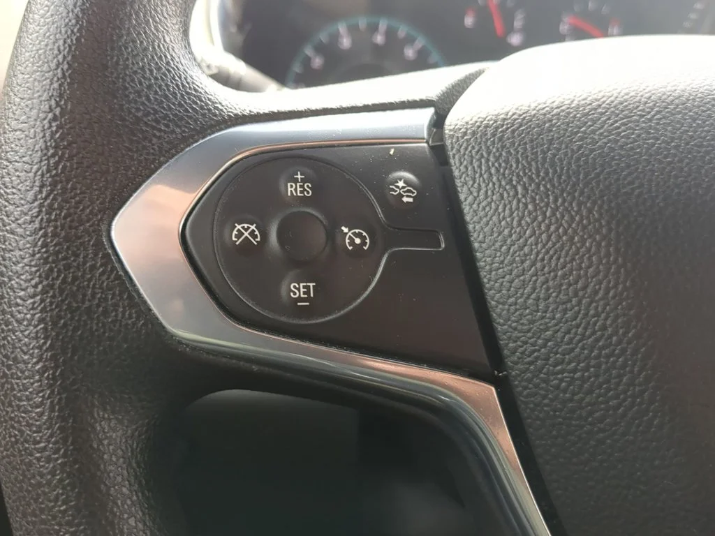 Used 2023 Summit White Chevrolet LS image 21