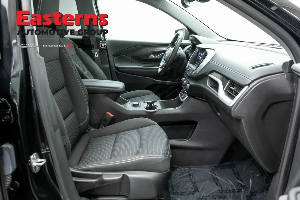Used 2023 Black GMC SLE image 24
