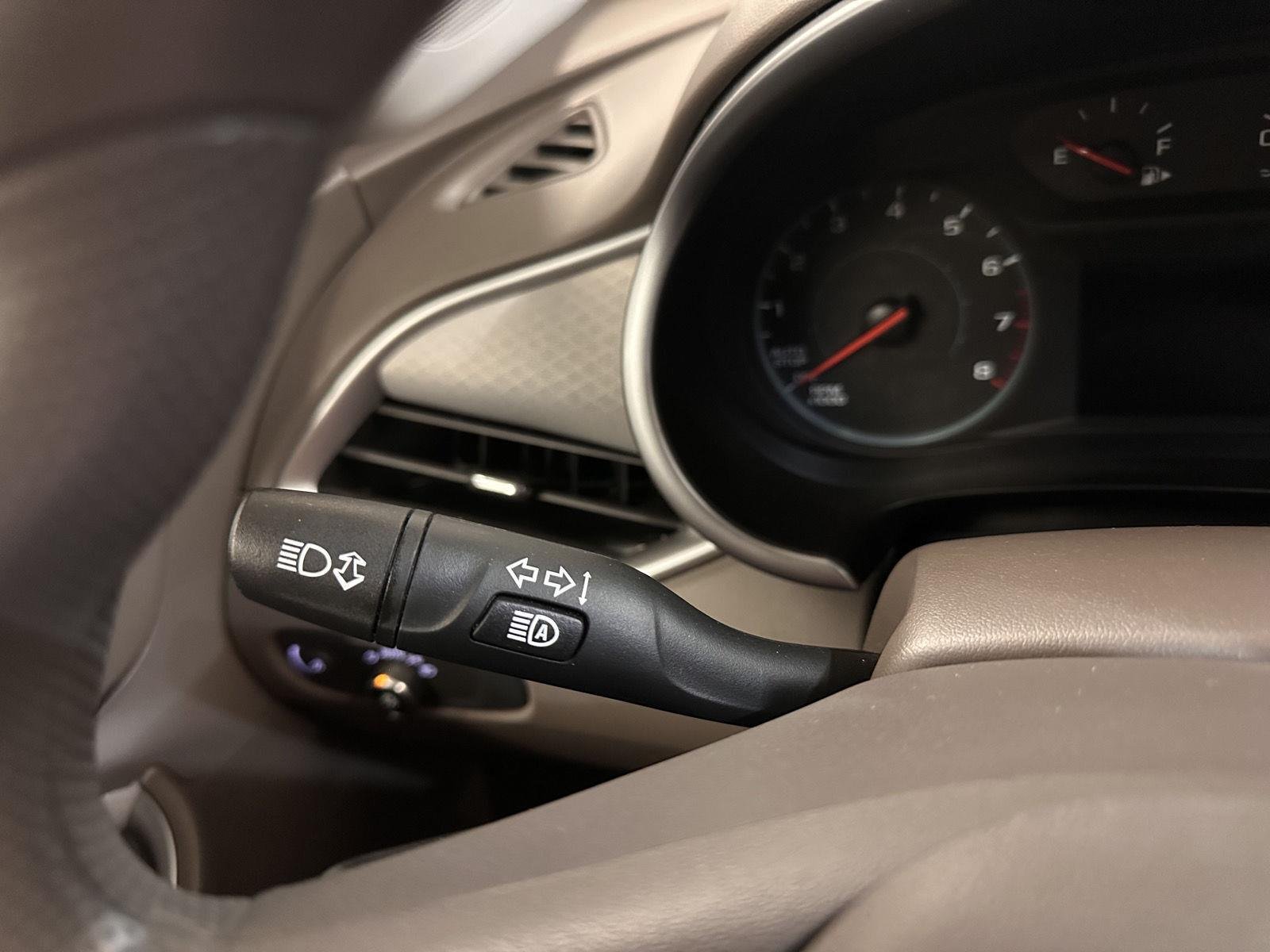 Used 2025 Mineral Gray Metallic Chevrolet LT image 20