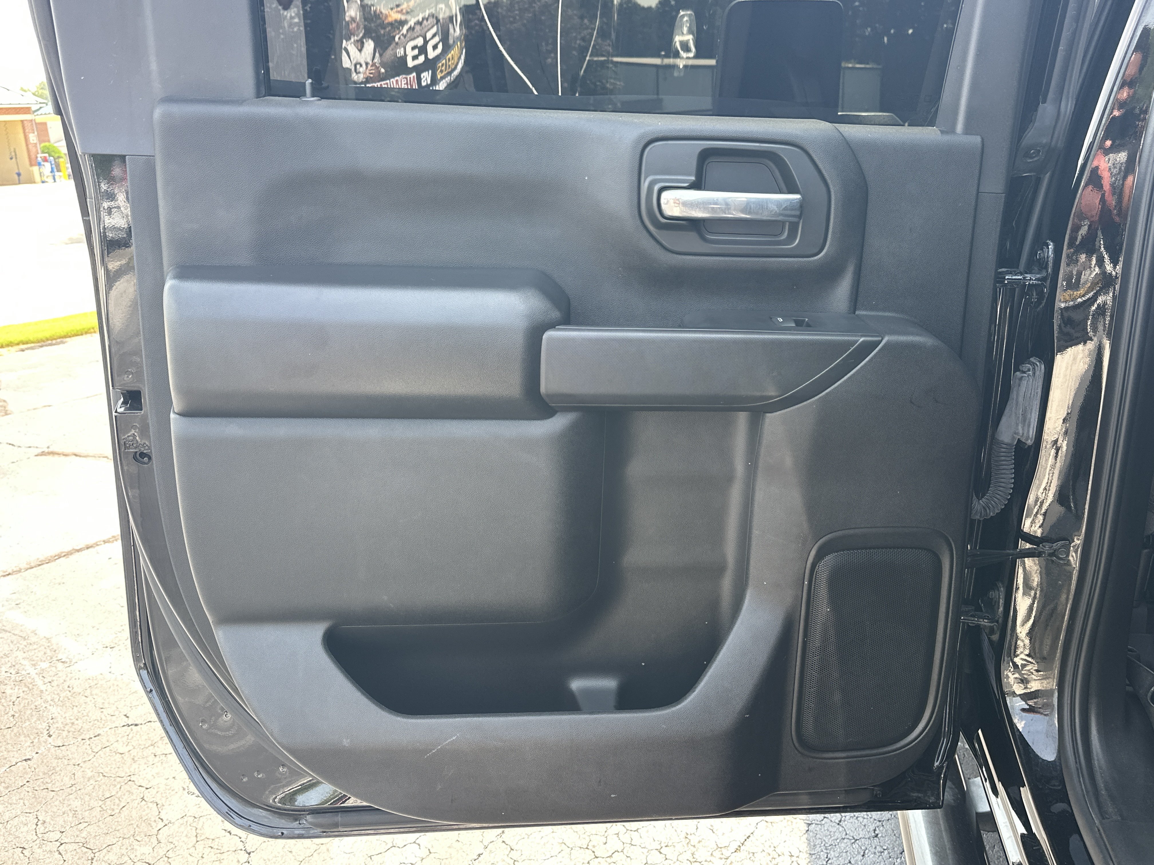 Used 2022 Black Chevrolet Custom image 22