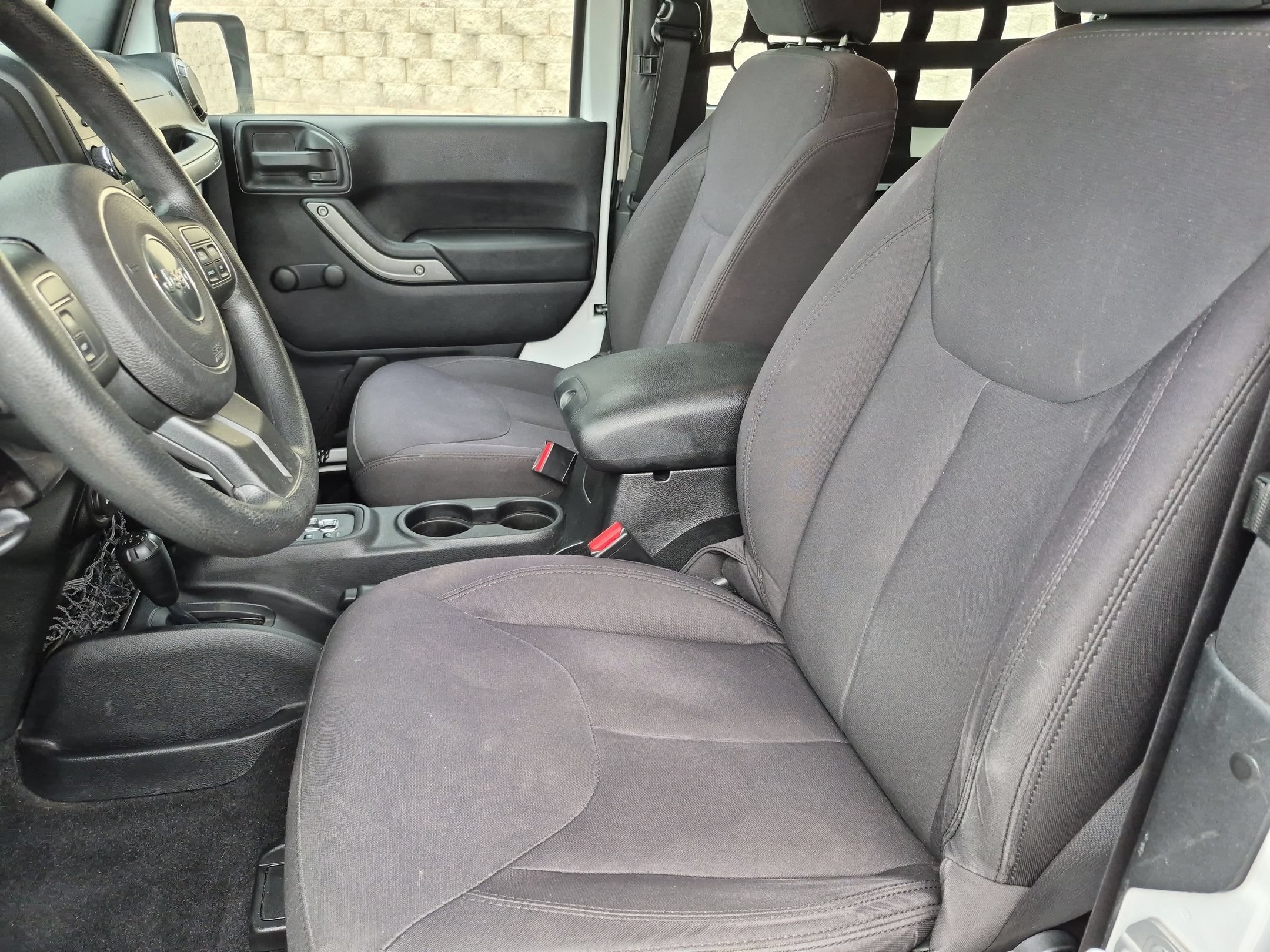 Used 2015 Bright White Clearcoat Jeep Sport image 21